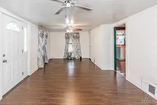 951 Switzer Ave, Saint Louis, MO 63147 - Photo 29