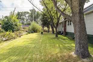 951 Switzer Ave, Saint Louis, MO 63147 - Photo 49