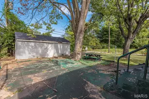 951 Switzer Ave, Saint Louis, MO 63147 - Photo 43