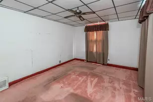 951 Switzer Ave, Saint Louis, MO 63147 - Photo 13
