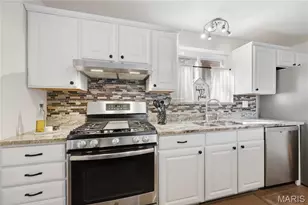 5326 Odell St, Saint Louis, MO 63139 - Photo 3