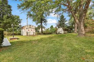 257 Joyce Ct, Ballwin, MO 63021 - Photo 23