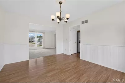 151 Royallsprings Parkway, O'Fallon, MO 63368 - Photo 11