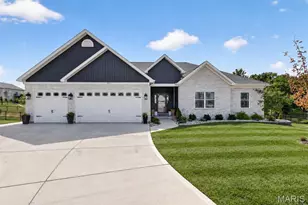 512 Spruce Holw Ct, Wentzville, MO 63385 - Photo 1
