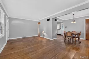 10318 Seaton Dr, Saint Louis, MO 63137 - Photo 7