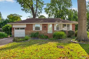 10318 Seaton Dr, Saint Louis, MO 63137 - Photo 3
