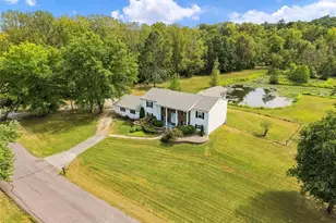 301 Bridle Path Ln, O'Fallon, MO 63366 - Photo 1
