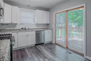 2427 Leslie Ave, Overland, MO 63114 - Photo 29