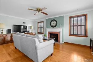 7723 Florentine Dr, Bel-Nor, MO 63121 - Photo 3