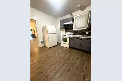 5651 Highland Avenue, Saint Louis, MO 63112 - Photo 3