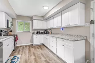 200 Meinhardt Dr, Fenton, MO 63026 - Photo 7
