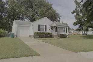 1229 Kilgore Dr, Bellefontaine Neighbors, MO 63137 - Photo 1