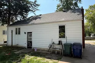 41 Reasor Dr, Saint Louis, MO 63135 - Photo 3
