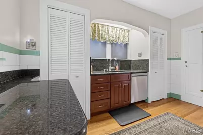1071 Midland Boulevard, Saint Louis, MO 63130 - Photo 11