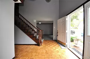 3604 Viembra Dr, Florissant, MO 63034 - Photo 9