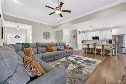 293 Laurens Spring Court, Lake Saint Louis, MO 63367 - Photo 5