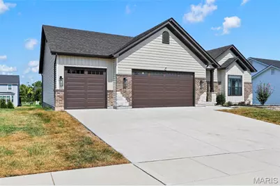 293 Laurens Spring Court, Lake Saint Louis, MO 63367 - Photo 3