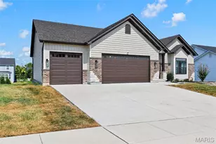 293 Laurens Spring Ct, Lake Saint Louis, MO 63367 - Photo 3