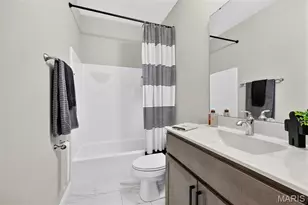 293 Laurens Spring Ct, Lake Saint Louis, MO 63367 - Photo 29