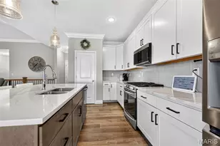 293 Laurens Spring Ct, Lake Saint Louis, MO 63367 - Photo 17