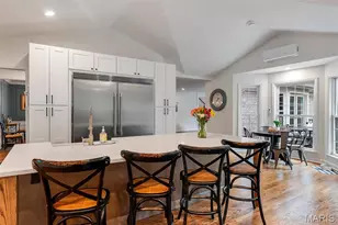 14 Long Meadows Ln, Town and Country, MO 63131 - Photo 17