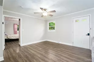 303 Smith St, Farmington, MO 63640 - Photo 7