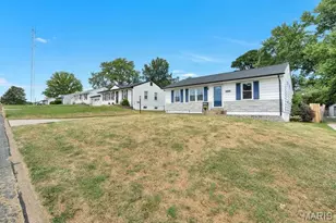 11105 Pine Forest Dr, Saint Louis, MO 63126 - Photo 35