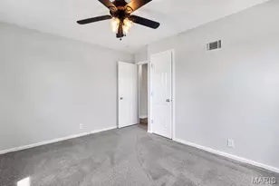 11105 Pine Forest Dr, Saint Louis, MO 63126 - Photo 17