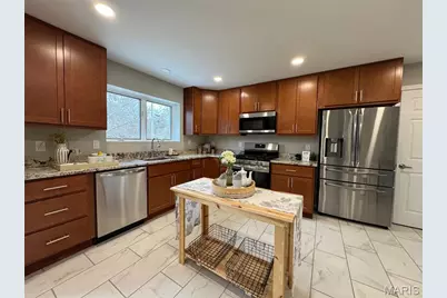 924 Fernview Drive, Creve Coeur, MO 63141 - Photo 13