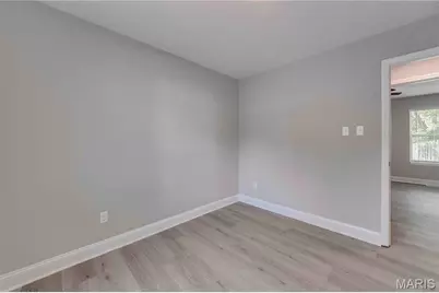 417 Elm Crossing Court, Ballwin, MO 63021 - Photo 23