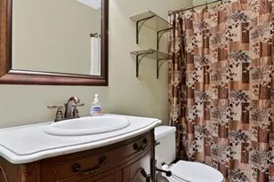 12 Meadow Crest Ct, Saint Charles, MO 63303 - Photo 25