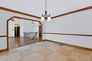 12 Meadow Crest Ct, Saint Charles, MO 63303 - Photo 9
