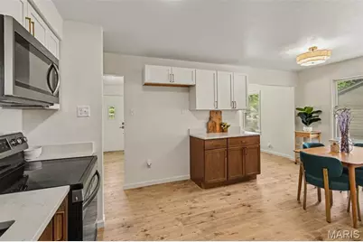 1142 Laire Drive, Saint Louis, MO 63137 - Photo 7