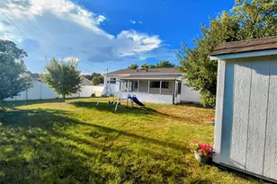 12050 Providence Ln, Maryland Heights, MO 63043 - Photo 23