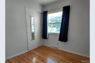 12050 Providence Lane, Maryland Heights, MO 63043 - Photo 11