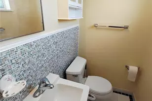 12050 Providence Ln, Maryland Heights, MO 63043 - Photo 15