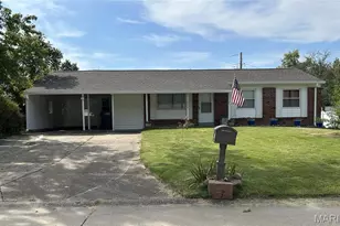 12050 Providence Ln, Maryland Heights, MO 63043 - Photo 1