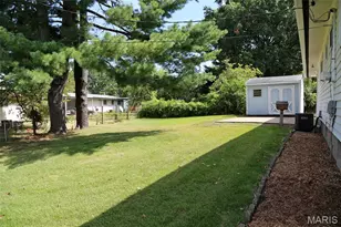 1395 Ensenada Dr, Florissant, MO 63031 - Photo 31