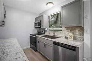 2804 Savoy Dr, Lake Saint Louis, MO 63367 - Photo 17
