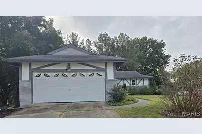266 Savoy Drive, Lake Saint Louis, MO 63367 - Photo 3