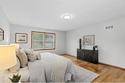 12237 Glenpark Drive, Maryland Heights, MO 63043 - Photo 15