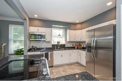 5118 Kingwood Drive, Saint Louis, MO 63123 - Photo 21