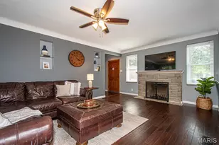 5118 Kingwood Dr, Saint Louis, MO 63123 - Photo 9