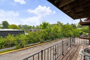 10360 Forest Brook Ln, Saint Louis, MO 63146 - Photo 13