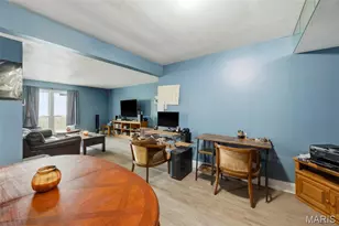 10360 Forest Brook Ln, Saint Louis, MO 63146 - Photo 9
