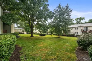 9172 Eager Rd, Brentwood, MO 63144 - Photo 29