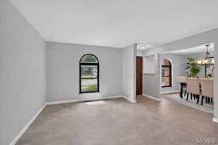 3943 Camelot Estates Ct, Saint Louis, MO 63129 - Photo 7