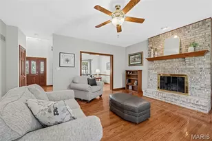 5026 Southridge Park Dr, Saint Louis, MO 63129 - Photo 17