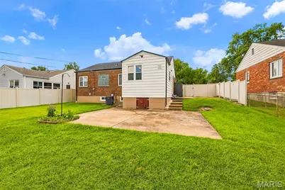 7351 S Yorkshire Drive, Affton, MO 63123 - Photo 45