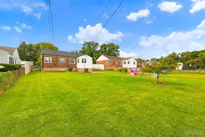 7351 S Yorkshire Drive, Affton, MO 63123 - Photo 51